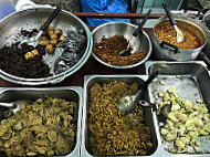 Aharn Jay Bangkhunsri food
