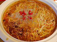 Eight Treasures Vegetarian Bā Bǎo Sù Shí Guǎn food