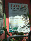 Lotus Vegetariano menu
