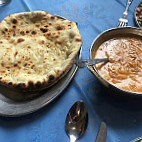 Rozi's Tandoori House food
