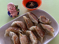 Yu Long Vegetarian Yù Lóng Sù Shí food