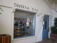 Taverna Tony outside