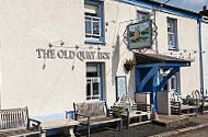 The Old Quay Inn outside