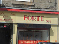 Forte's Cafe outside