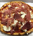 Pizza Stefano “les Pizzas Despouilles” food