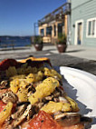 Waterfront Pizza food