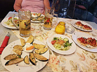 Restaurant Cafe Bar Elena food