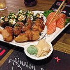 Seikatsu Sushi Bar & Petiscaria food