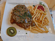 Einhaus, Steakhouse food
