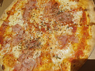 Pizza Peppino inside