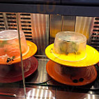 Tokyo Runnig Sushi inside