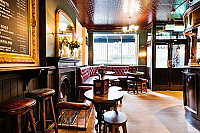 The Old Bell Tavern inside
