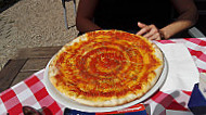 Pomodoro e Basilico Pizzeria food