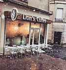 Lion's Coffee inside