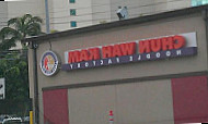 Chun Wah Kam Noodle Factory food