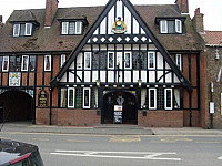 The Rose And Crown outside
