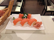 Sushi Z8 food