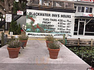 Blackwater Inn outside