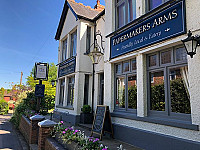 The Papermakers Arms outside