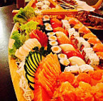 JoJo Sushi & Frutos Do Mar food
