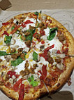Pieology Pizzeria Plantation food