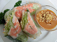 Aroy Thai And Sushi food
