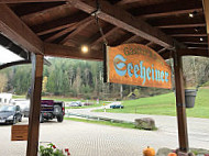 Gasthof & Café Seeheiner outside