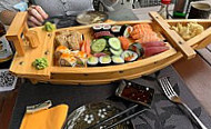 Ilufa Sushi & Wok GmbH food