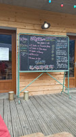 Café Des Quatre Chemins food