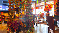Caliente Cab Co. Mexican Cafe inside