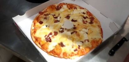 Pizza Tempo food