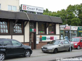 Chief Pizza outside