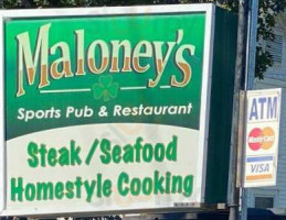 Maloney's Irish Pub food