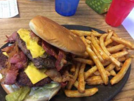 American Burger Center food