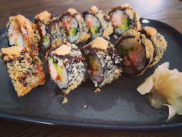 N'ji Sushi food
