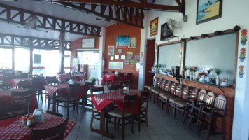 Alecrim Restaurante inside