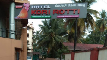 Shetty's Kori Rotti outside