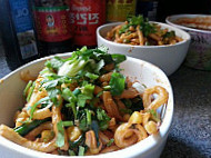 Mo' Pho: Far East Street Food food