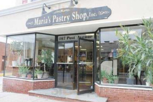 Maria's Pastry Shop outside