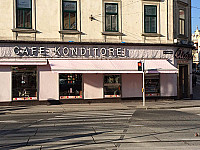 Cafe-Konditorei Aida outside