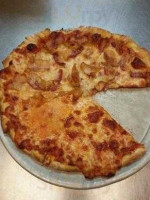 Tony Z's Apizza food