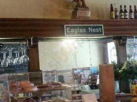 Moe's Eagles Nest Deli, Llc food