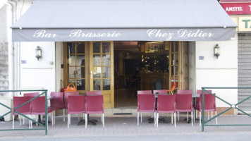 Bar Brasserie Pizzeria Chez DIDIER inside