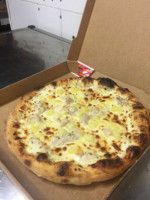 Palm’s Pizza food