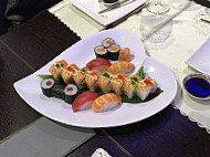 Akira Sushi food