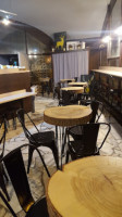 Kawiarnia Łupinka Coffee Cafe inside