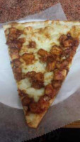 Best Pizza On 1st Avenue food