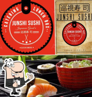 Junshi Sushi food