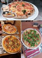La Piazzetta Pizzeria Italiana food