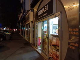 Kebab Annabi outside
